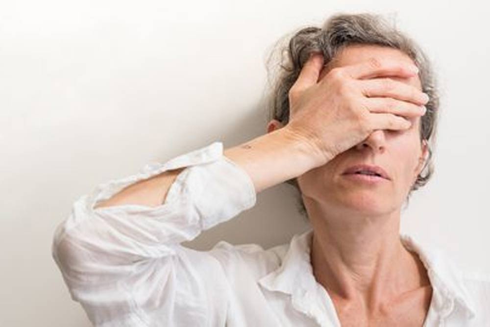 اولین علامت یائسگی و مهم ترین علائم یائسگی زود رس چیست؟