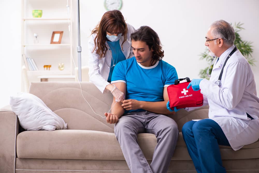 لندینگ تزریق خون در منزل